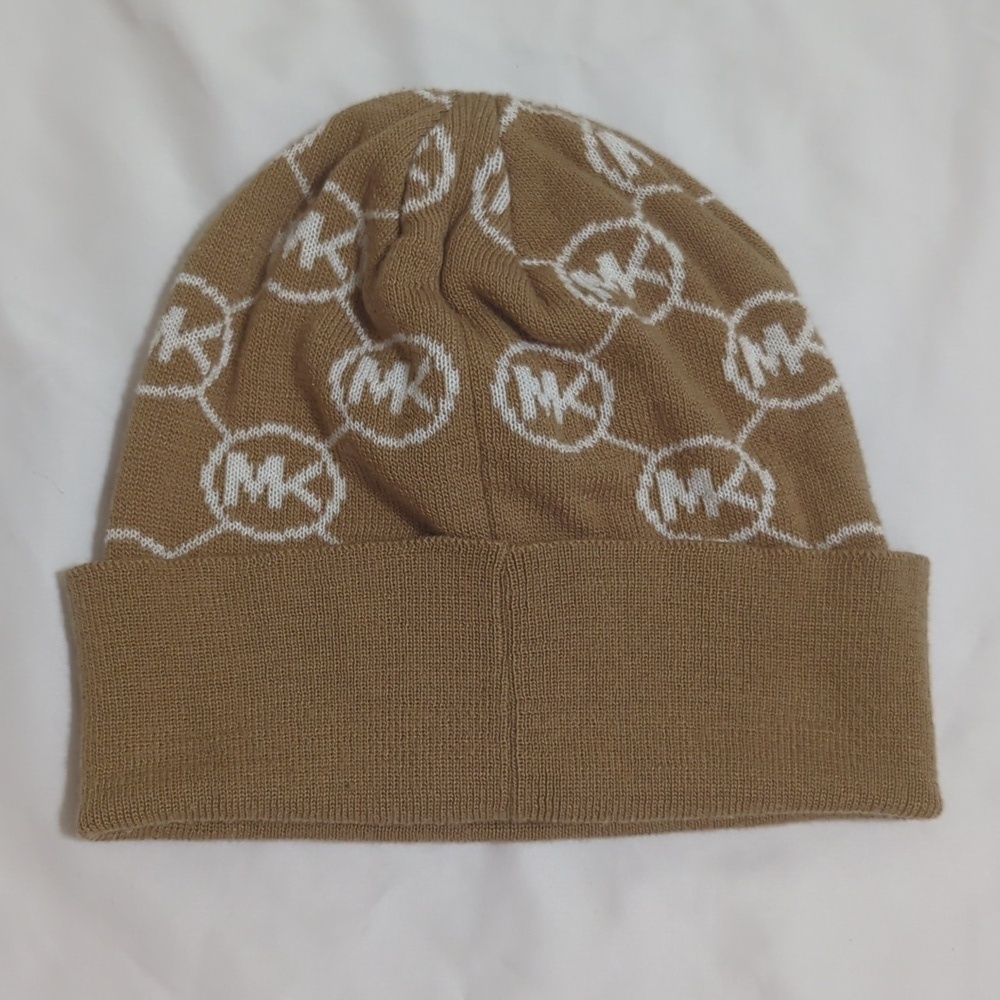 Michael Kors Logo Knit Beanie Hat, Color Camel Cream Size O/S - Picture 2 of 12